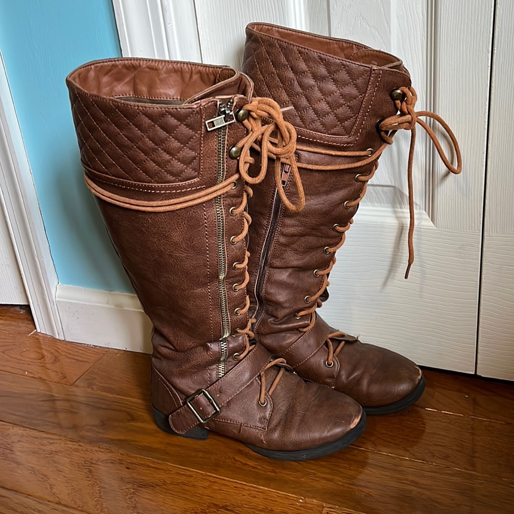 Jena knee high lace up boots!